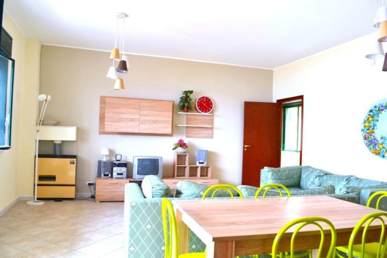Casa Vacanze La Petrusella 特拉比亚 外观 照片